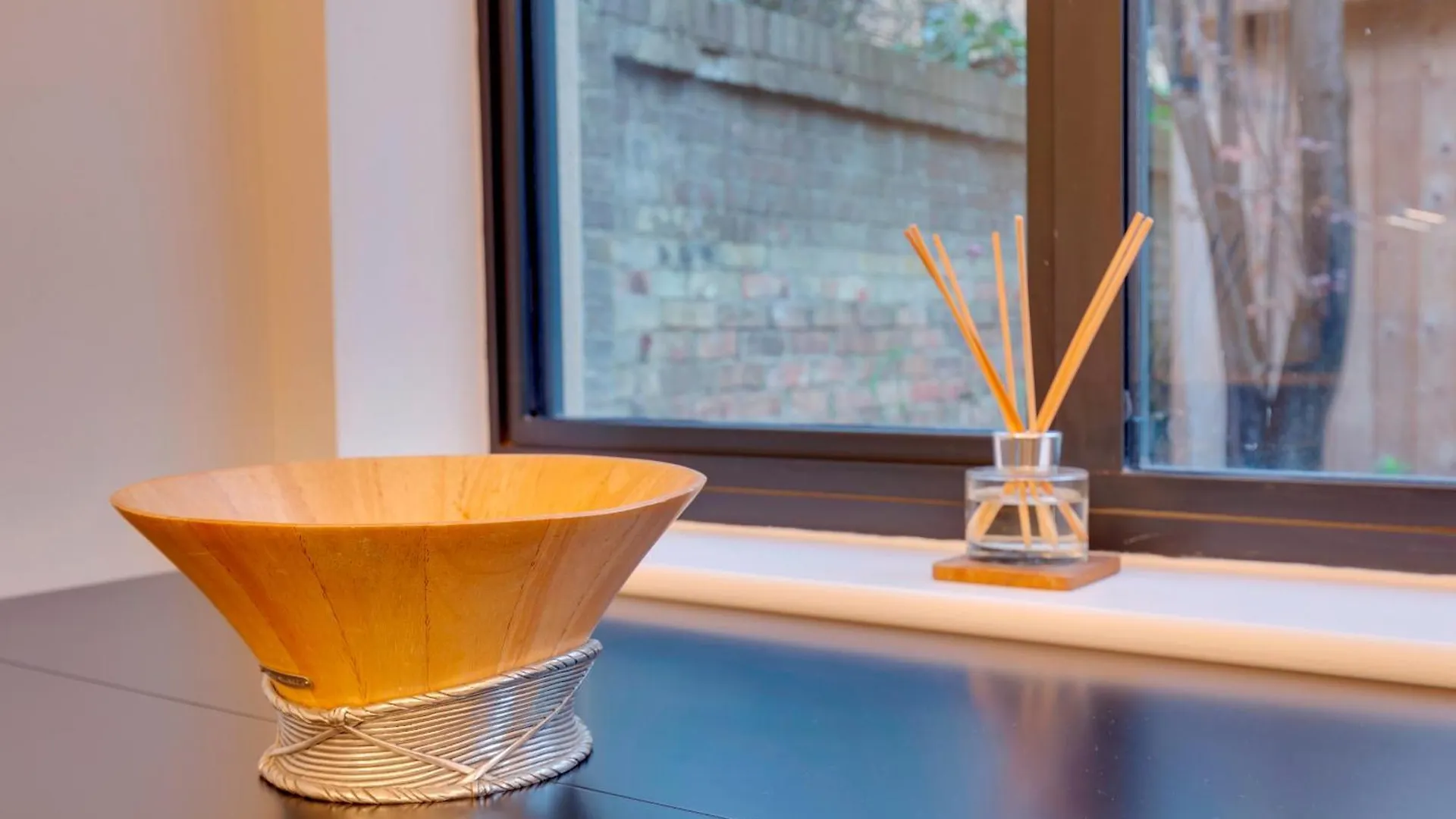 Pass The Keys Stylish And Modern Apartment Free Parking Cambridge