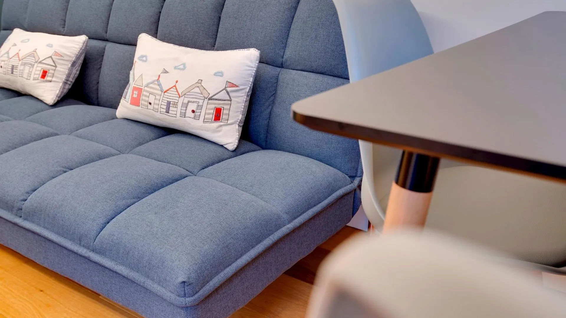 Pass The Keys Stylish And Modern Apartment Free Parking Cambridge 0*,